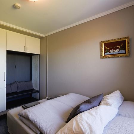 Saudarkrokur Karuna Guesthouse מראה חיצוני תמונה