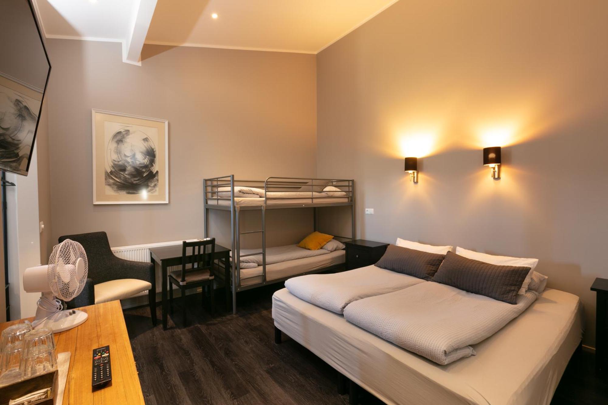 Saudarkrokur Karuna Guesthouse מראה חיצוני תמונה