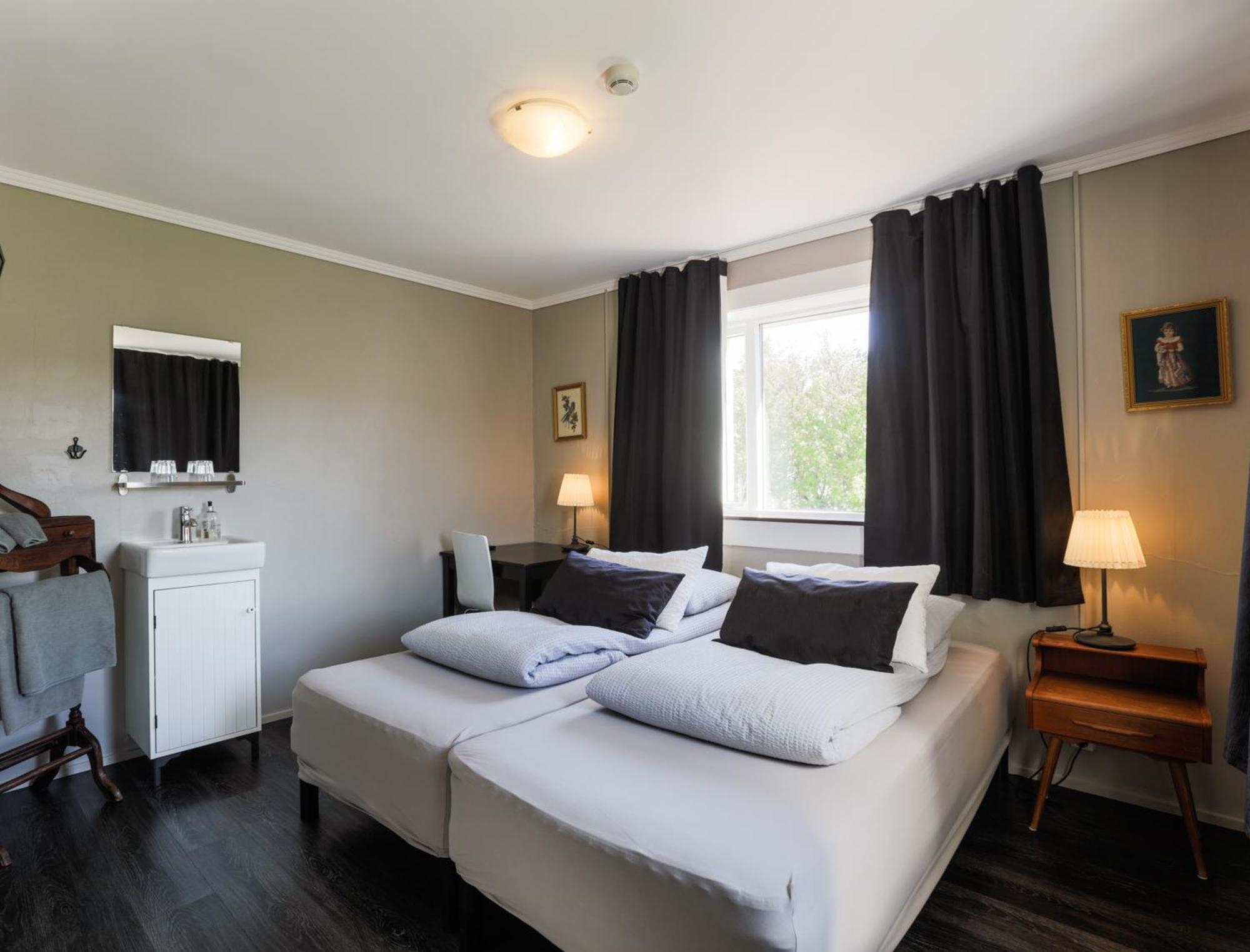 Saudarkrokur Karuna Guesthouse מראה חיצוני תמונה